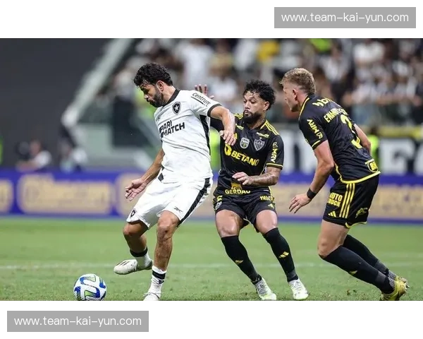 红黑火球撞击米内罗钢铁：弗拉门戈vs米内罗竞技，南美足坛的终极史诗